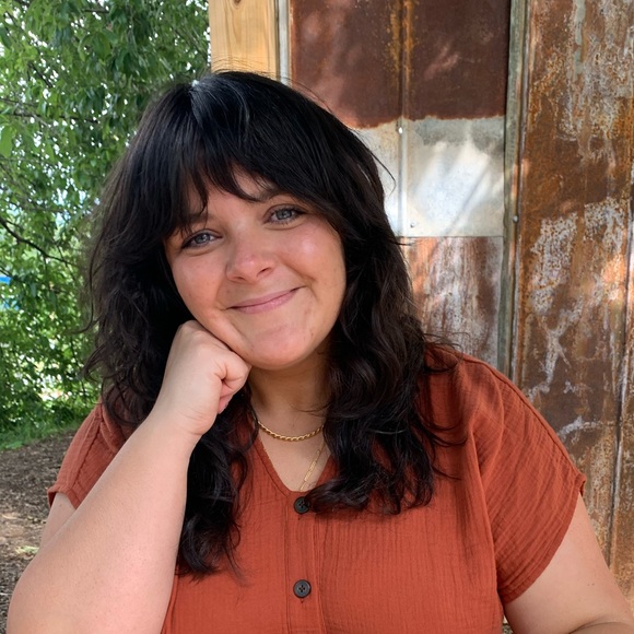 Meet your Posher, Samantha - Picture 1 of 1